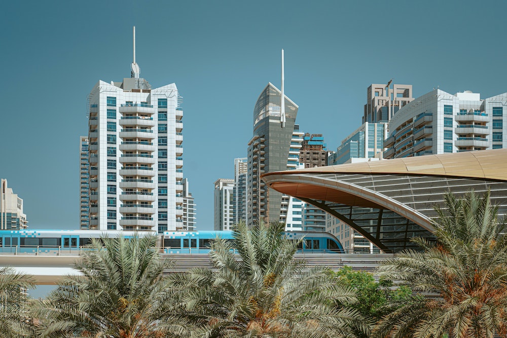 Dubai Metro, an affordable and efficient transportation option for budget travelers